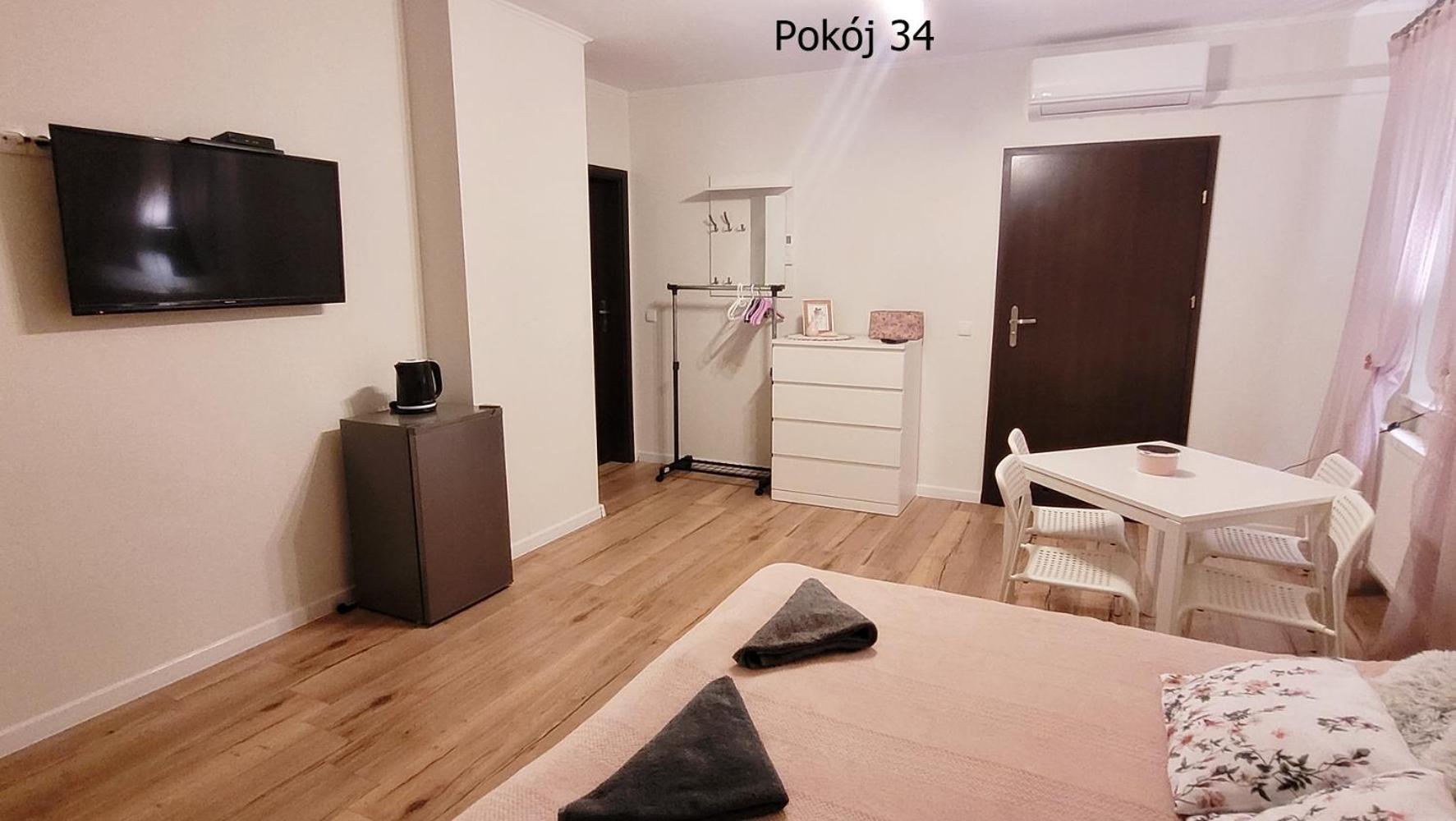 Bed and Breakfast Pod Debem Krynica Morska Esterno foto
